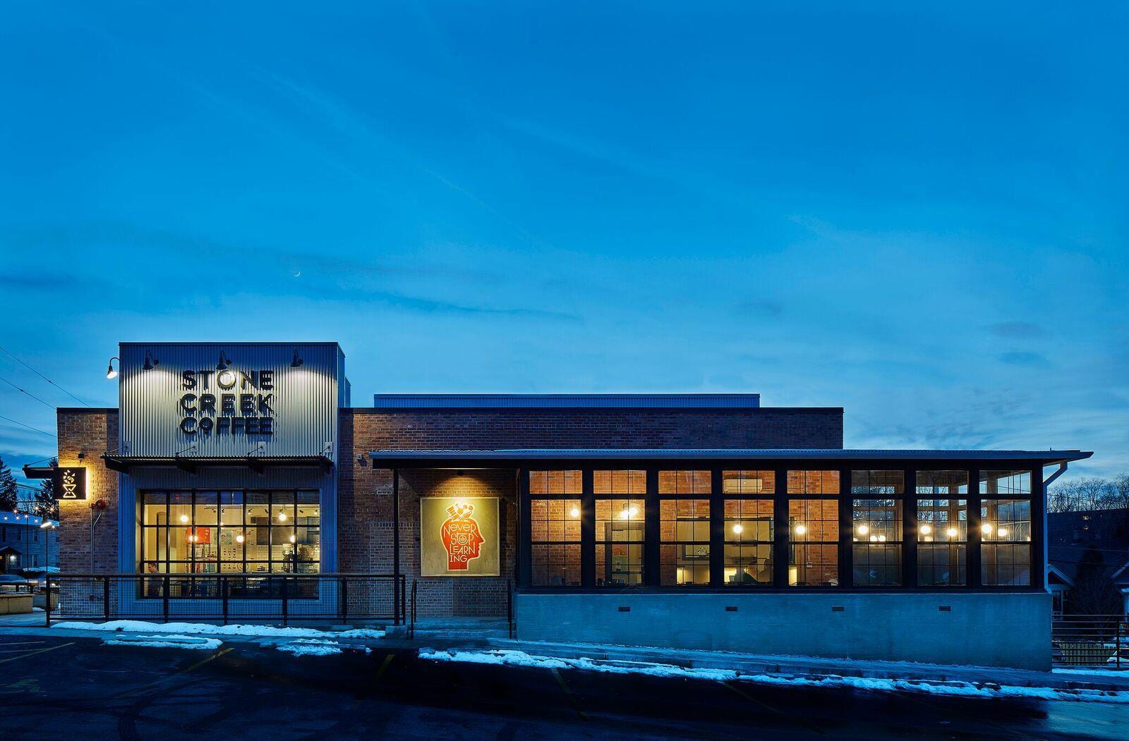 7954 Harwood Avenue Building
