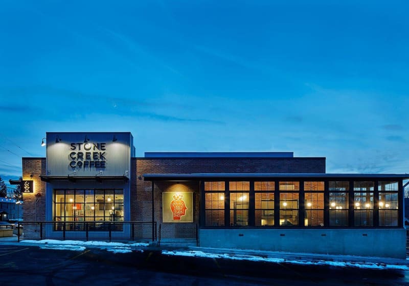 7954 Harwood Avenue Building