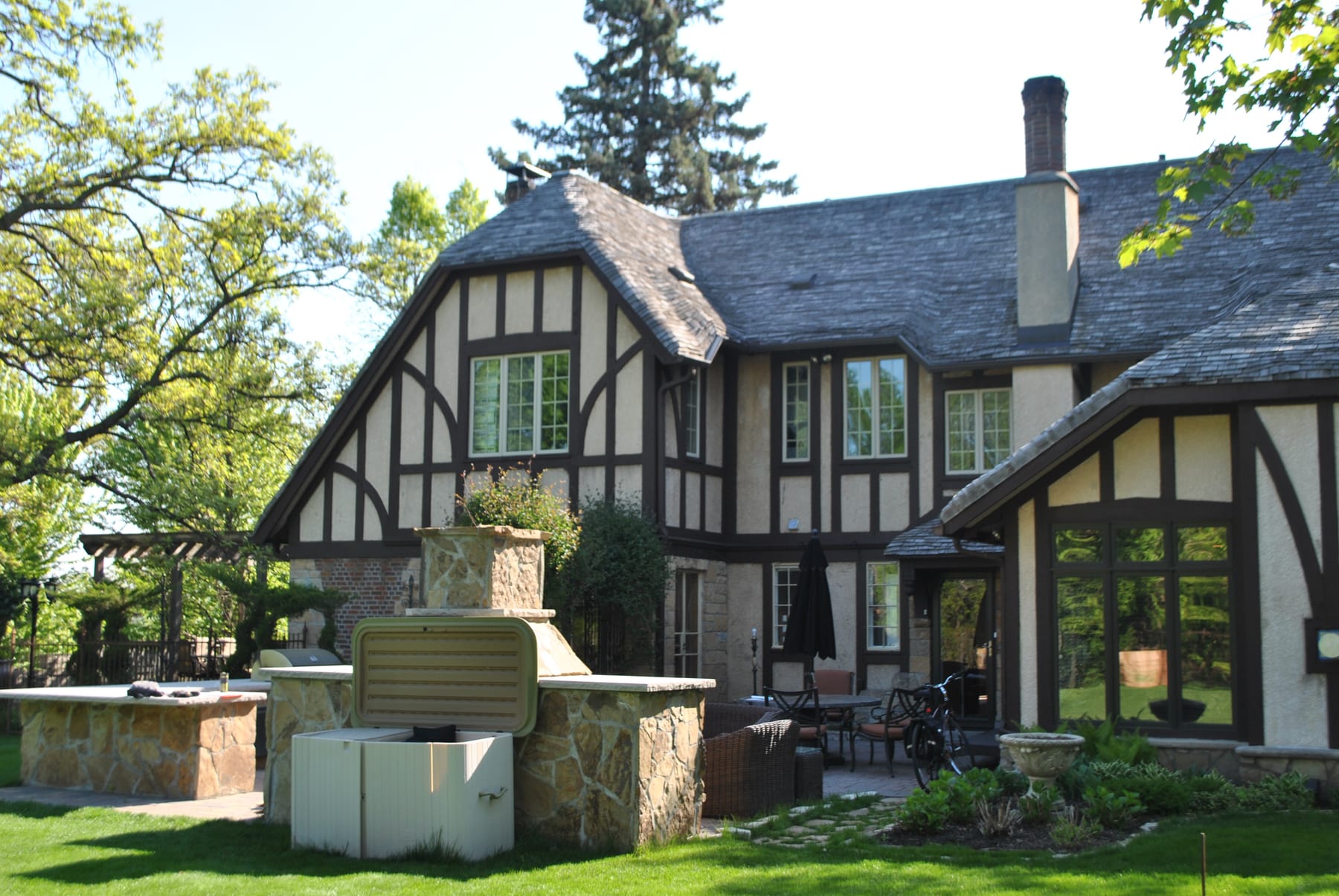 Lake Maka Ska Residence