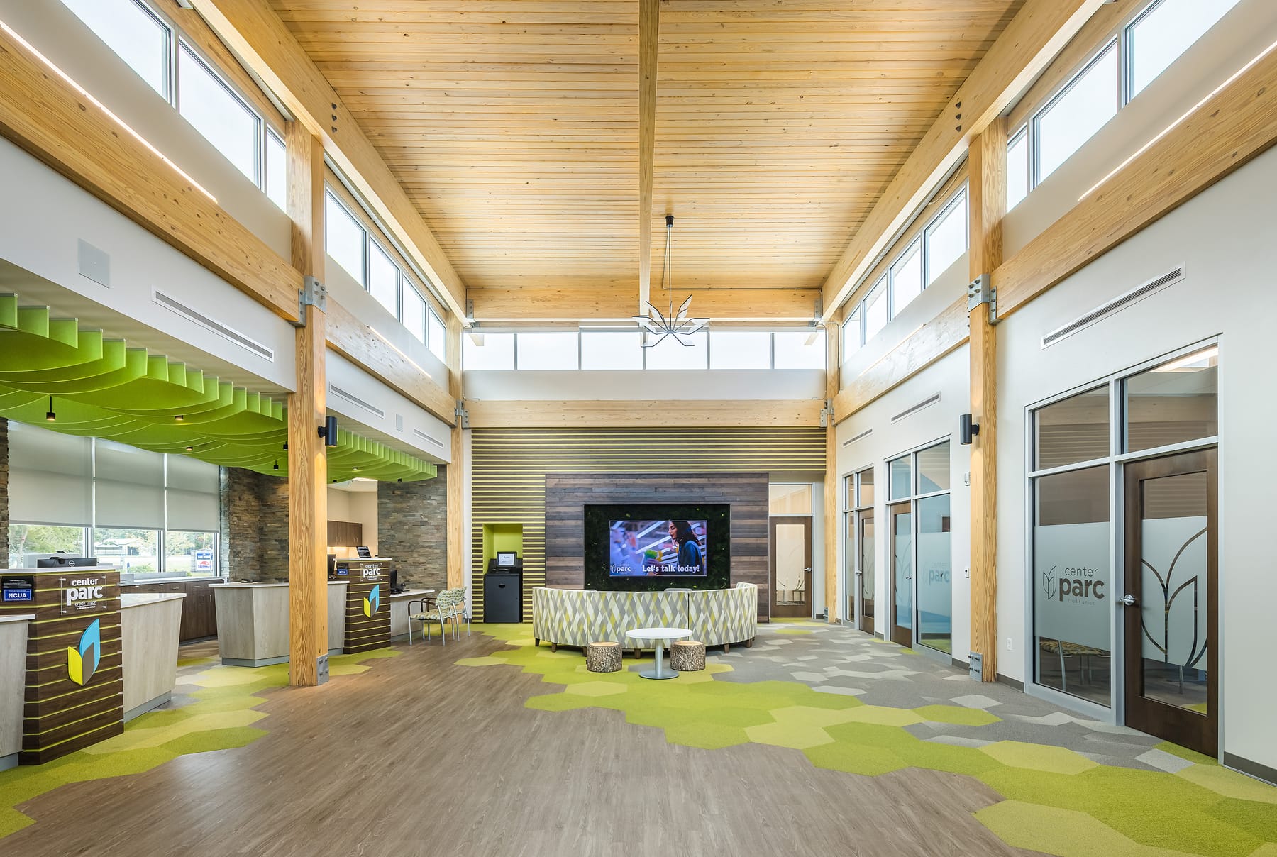 Center Parc Credit Union, image 6