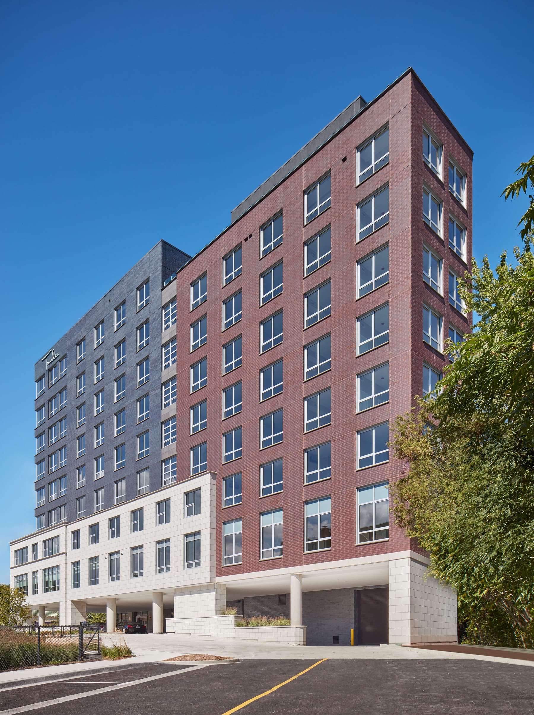 Trulee Evanston, image 2