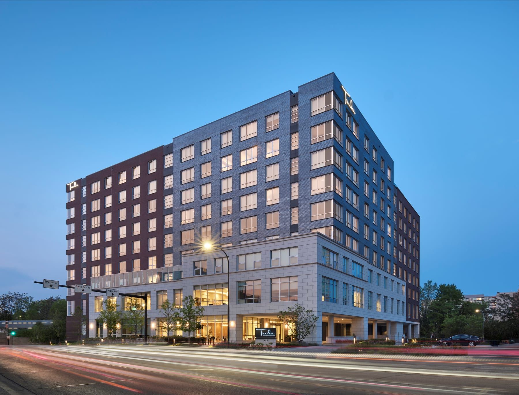 Trulee Evanston, image 9