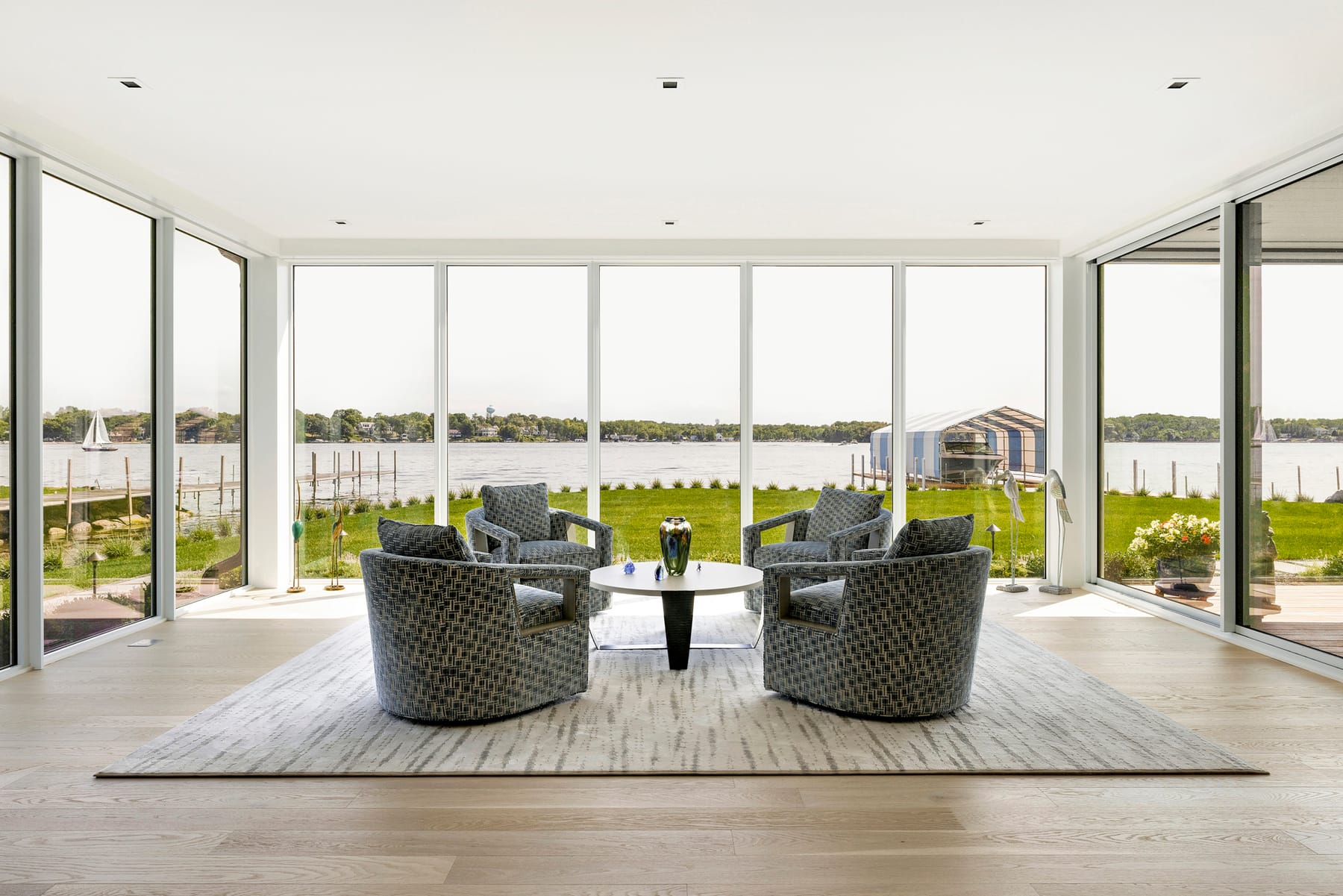 Lakeview Residence, image 5