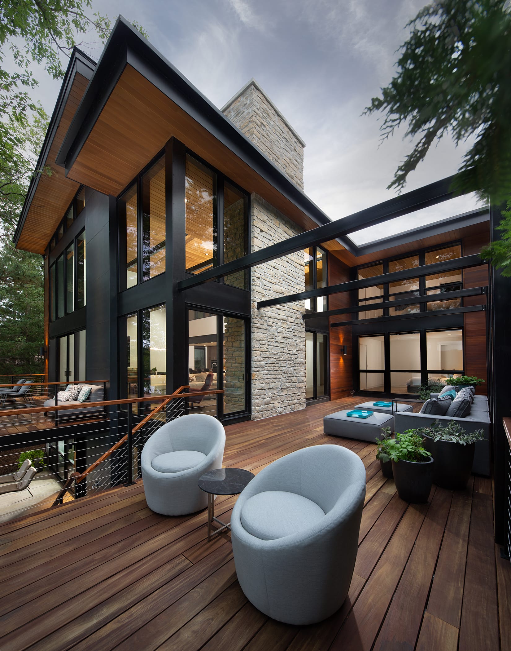 Chain O’Lakes Tree House, image 2