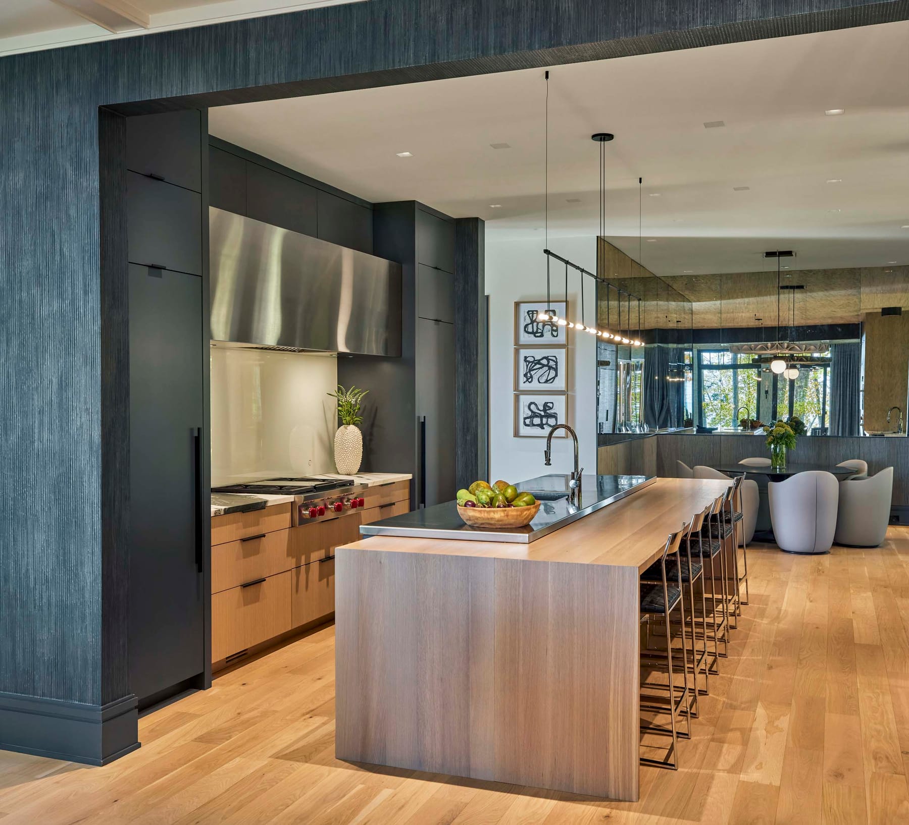 Modern Makeover, image 3