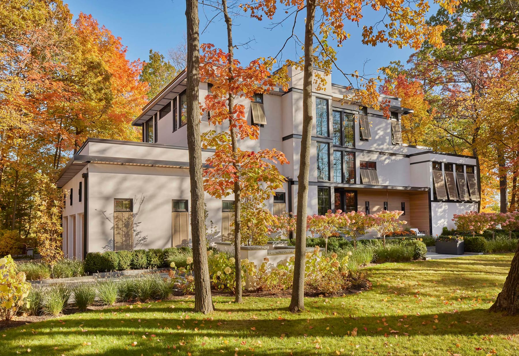 Modern Makeover, image 4