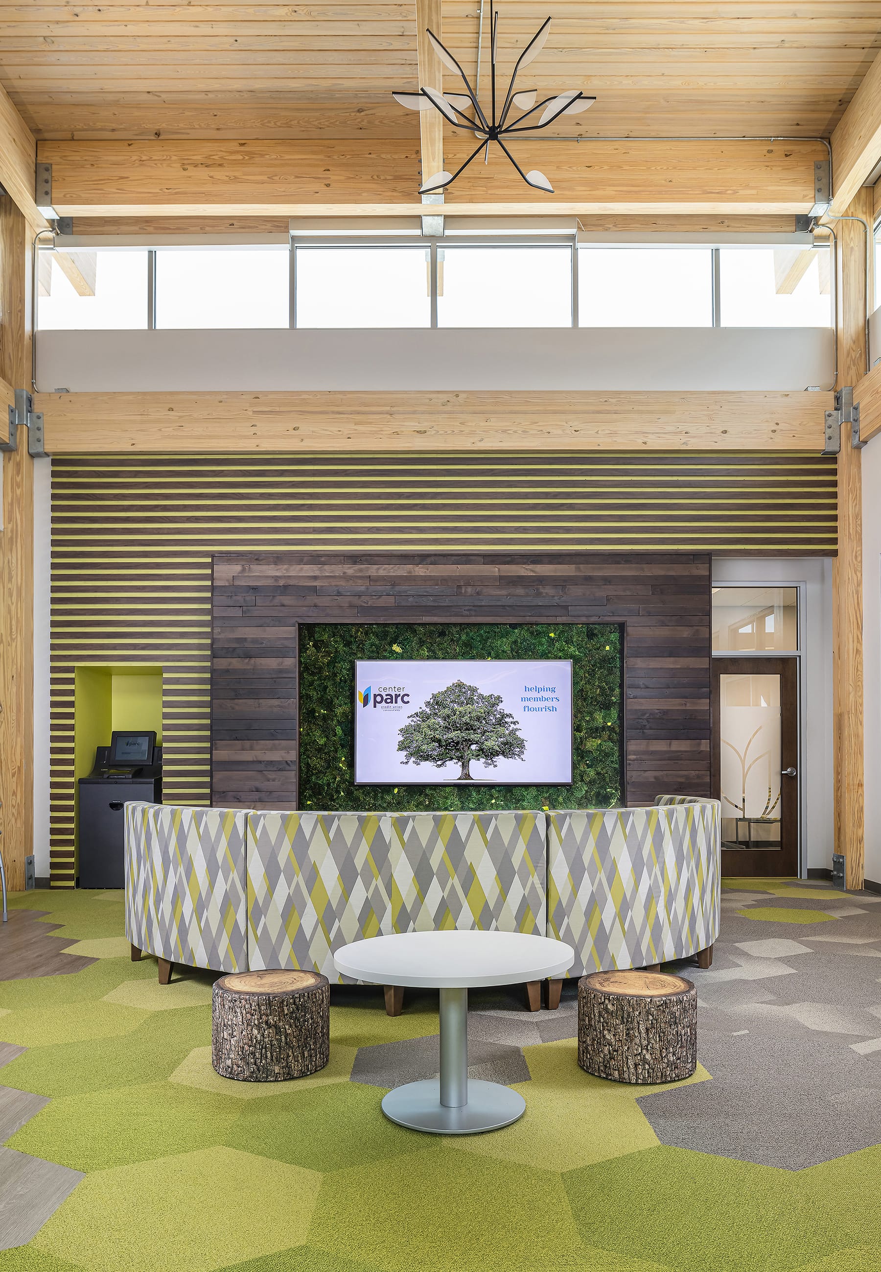 Center Parc Credit Union, image 9