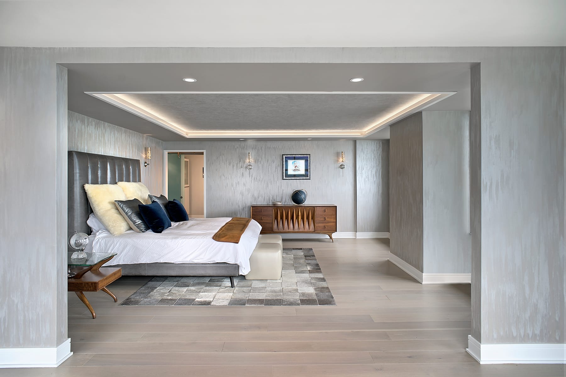 Suite 16, image 7