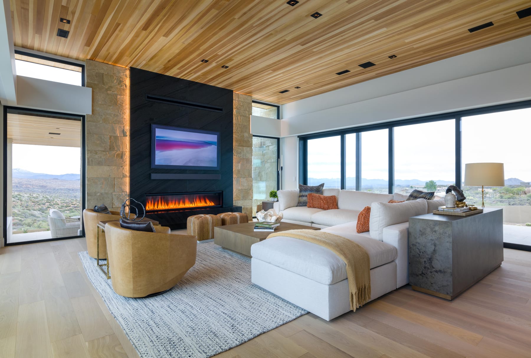 Desert Comfort Residence, image 5