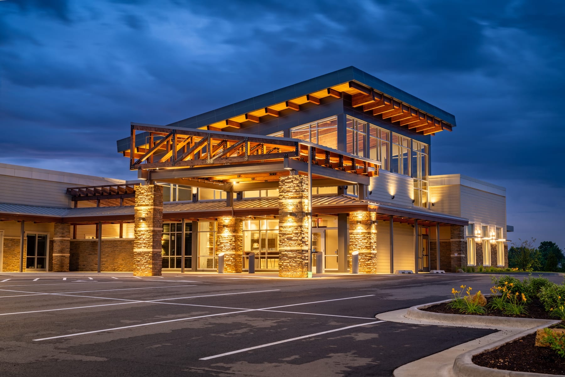 Upper Mississippi Surgery Center, image 2