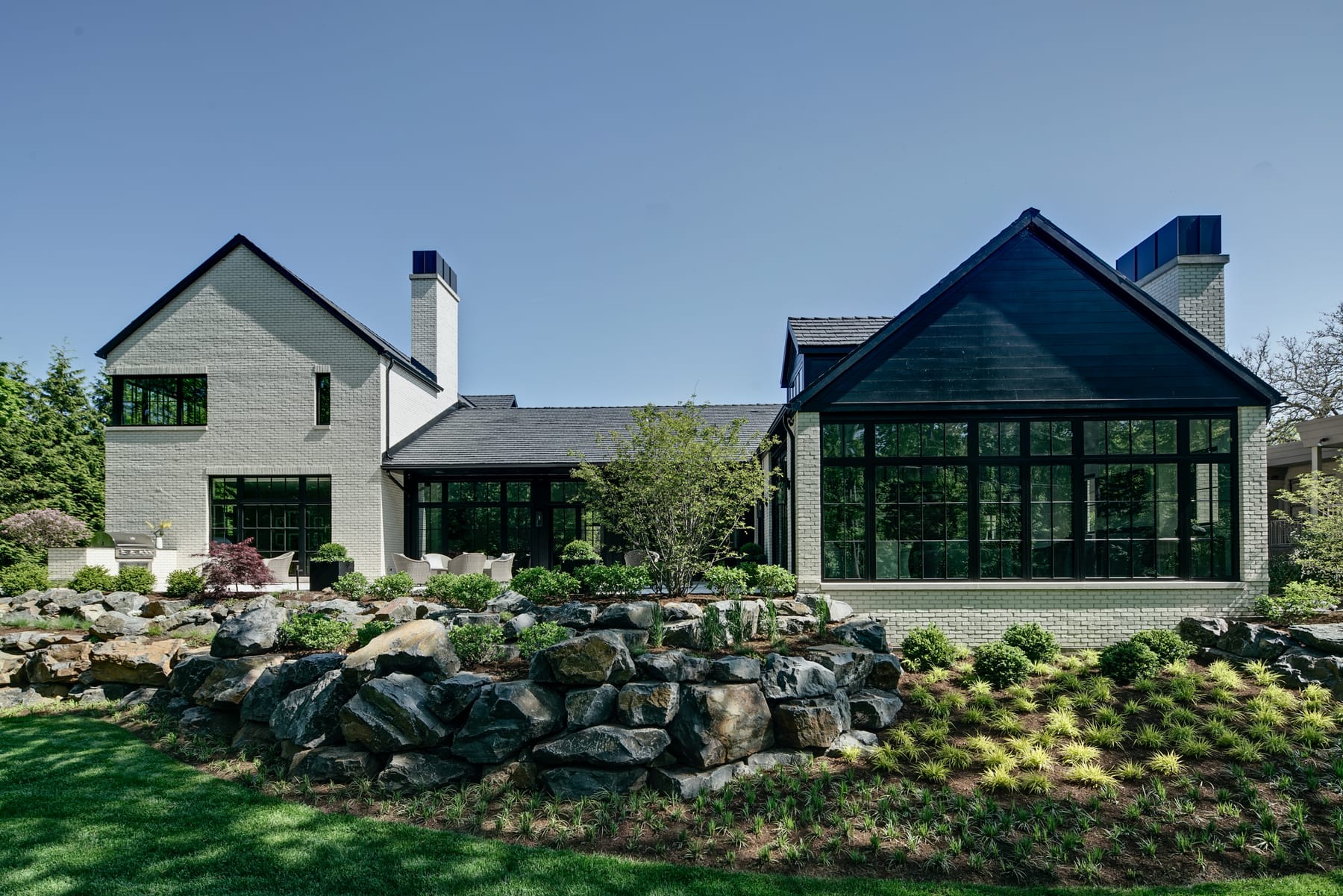House on a Ravine, image 3