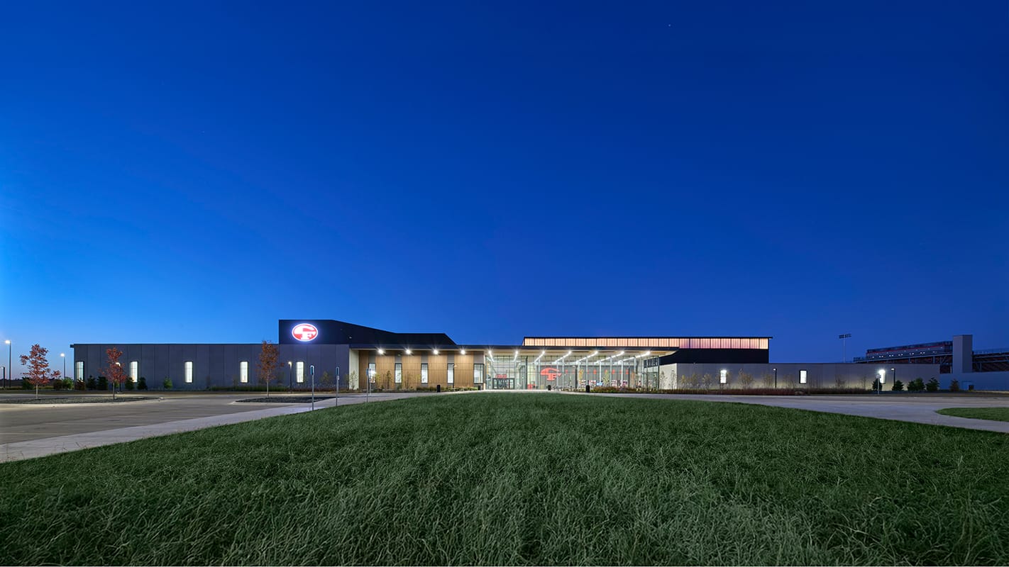 Cedar Falls High School, image 2